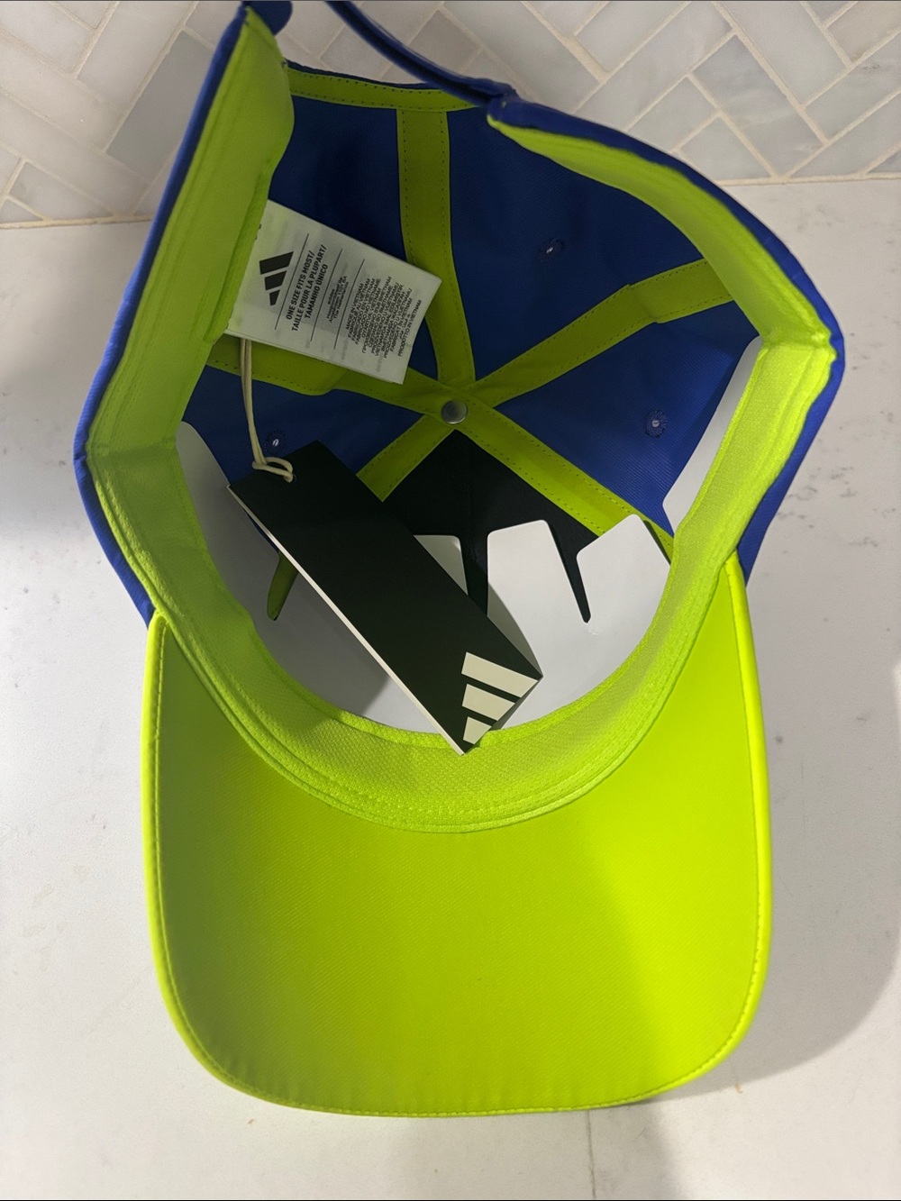adidas FIFA hat - Picture 3 of 4